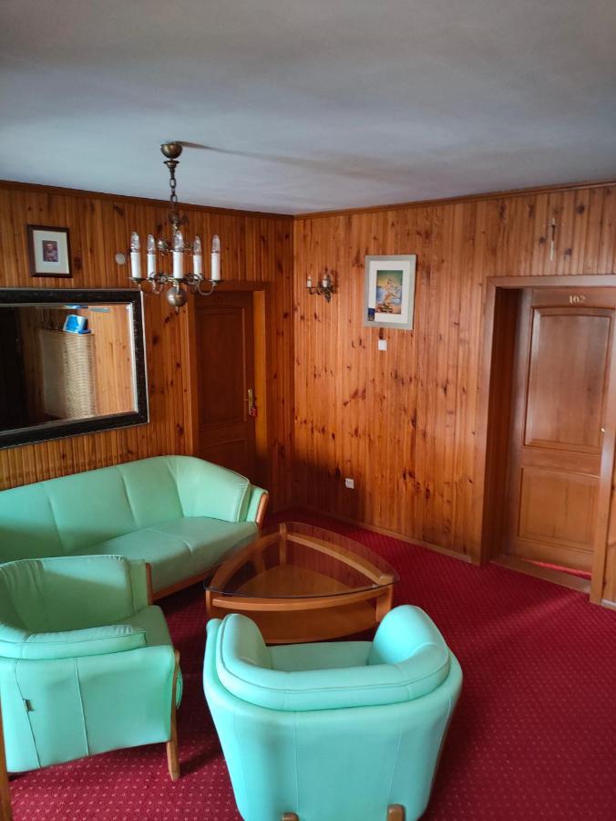 Bed and Breakfast Delfin Mielno  Exterior foto