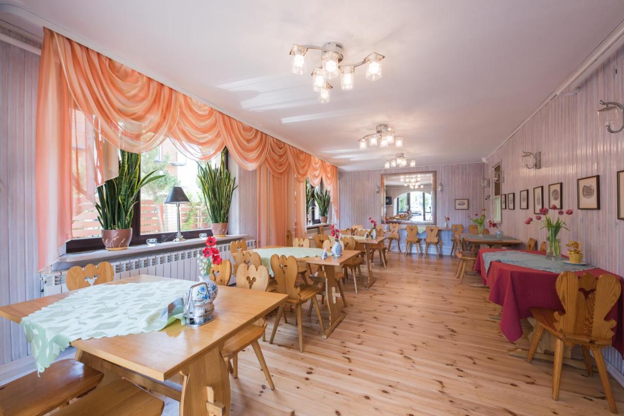 Bed and Breakfast Delfin Mielno  Exterior foto
